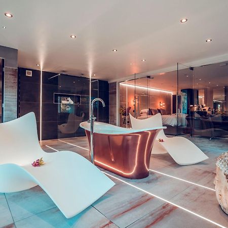 Aphrodites Group - Luxury Hot Tub Suites In Central Lake District! Bowness-on-Windermere Bagian luar foto