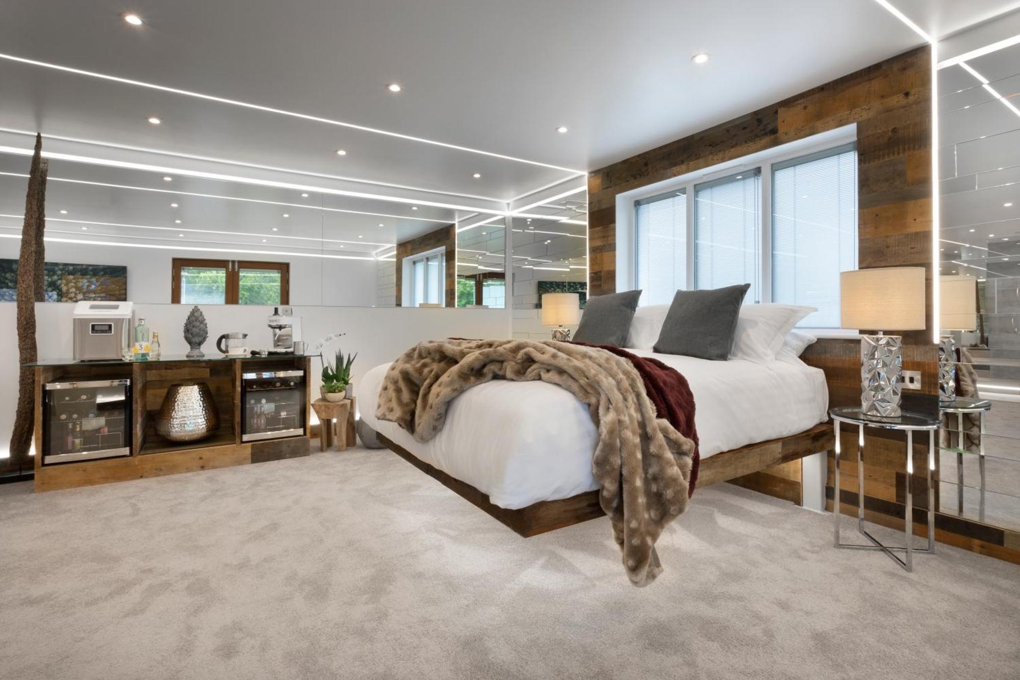 Aphrodites Group - Luxury Hot Tub Suites In Central Lake District! Bowness-on-Windermere Bagian luar foto