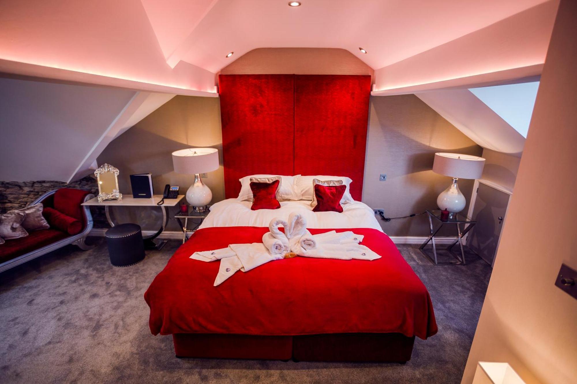 Aphrodites Group - Luxury Hot Tub Suites In Central Lake District! Bowness-on-Windermere Bagian luar foto