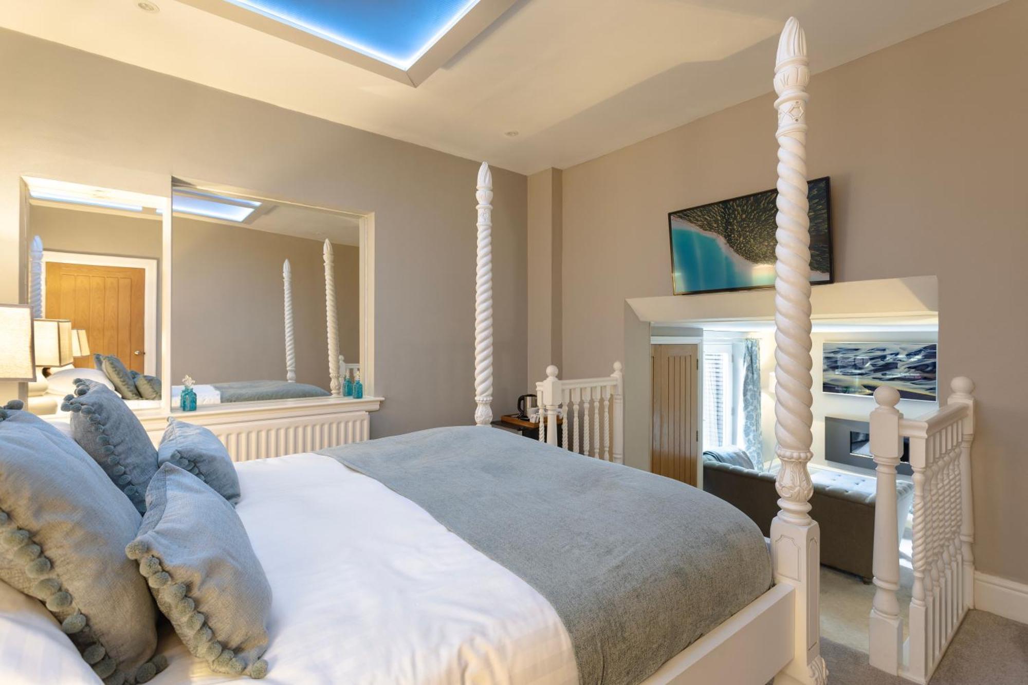 Aphrodites Group - Luxury Hot Tub Suites In Central Lake District! Bowness-on-Windermere Bagian luar foto