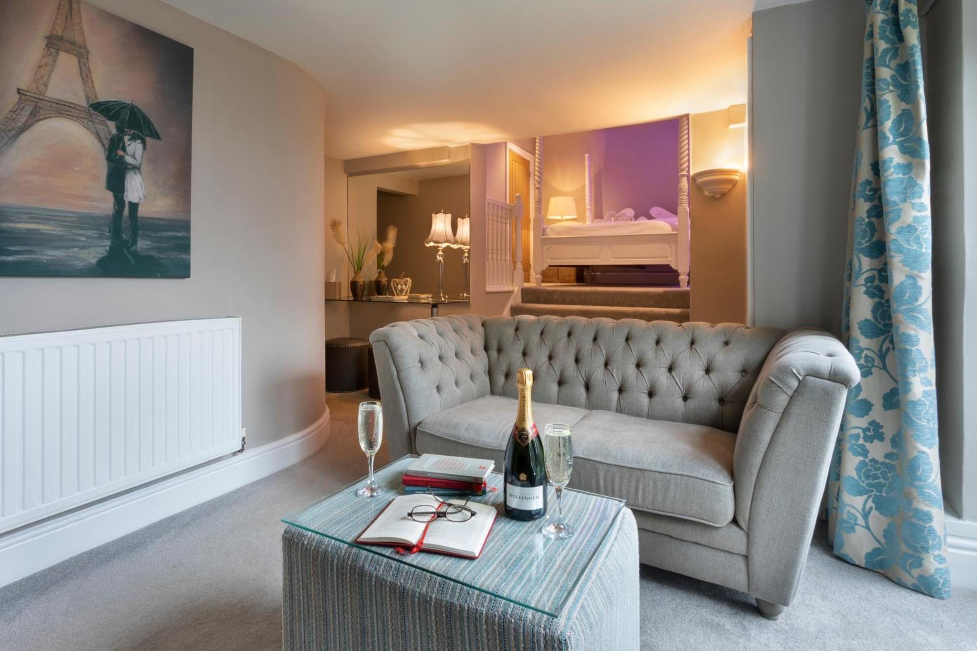 Aphrodites Group - Luxury Hot Tub Suites In Central Lake District! Bowness-on-Windermere Bagian luar foto